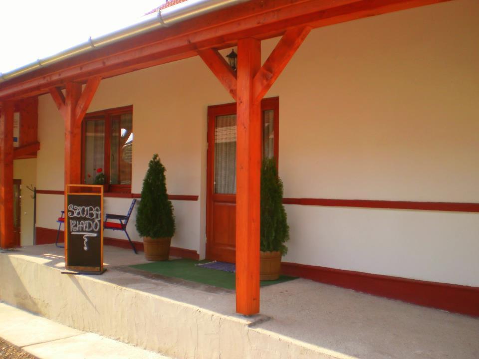 Sator-Hegy Vendeghaz Hotel Abaujszanto Exterior photo